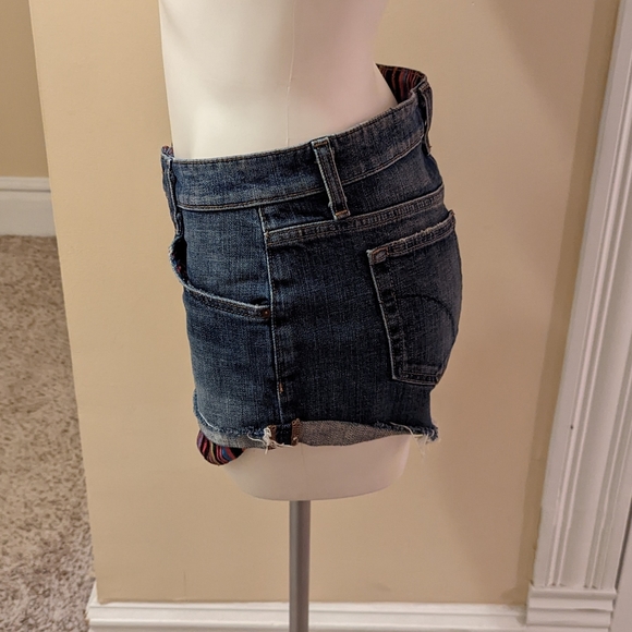 Joe's Jeans Georgie wash shorts with colorful striped lining size 29 - Picture 2 of 7